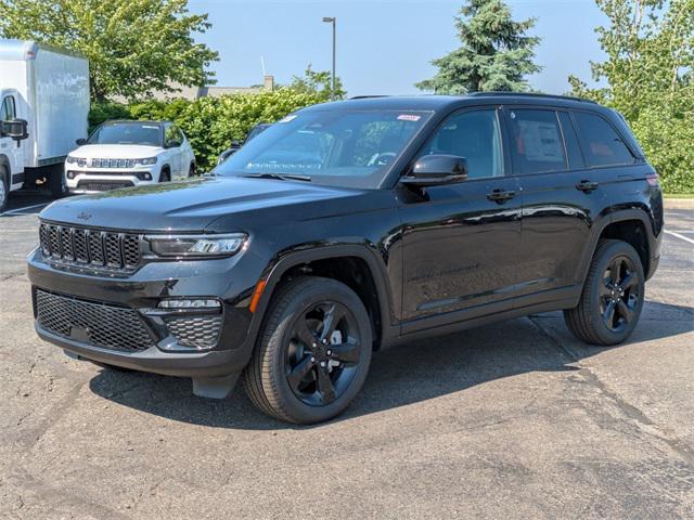 new 2025 Jeep Grand Cherokee car, priced at $44,935