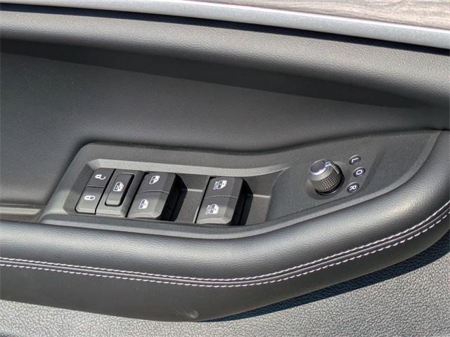 new 2025 Jeep Grand Cherokee car, priced at $44,935