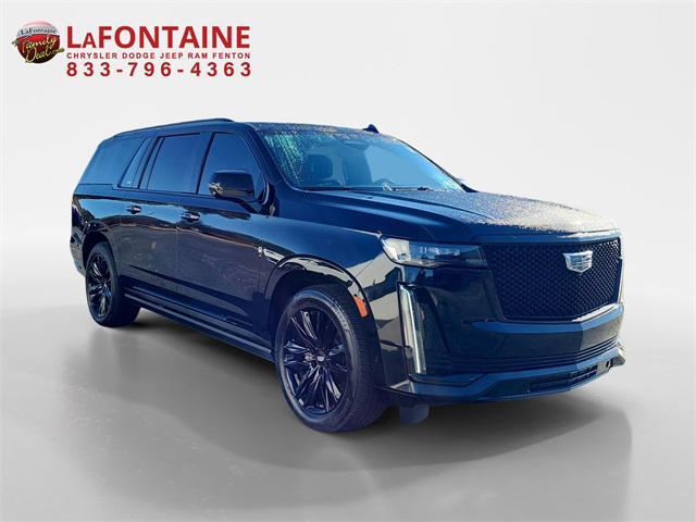 used 2022 Cadillac Escalade ESV car, priced at $69,999