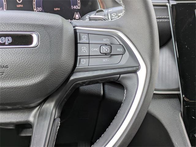 new 2025 Jeep Grand Cherokee car, priced at $44,401