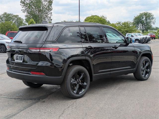 new 2025 Jeep Grand Cherokee car, priced at $47,085