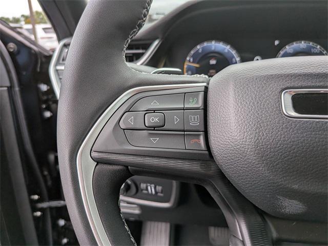 new 2025 Jeep Grand Cherokee car, priced at $39,067