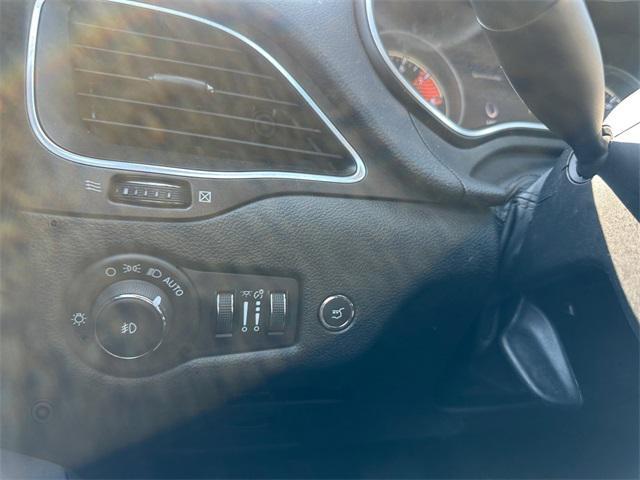 used 2022 Jeep Cherokee car, priced at $21,783