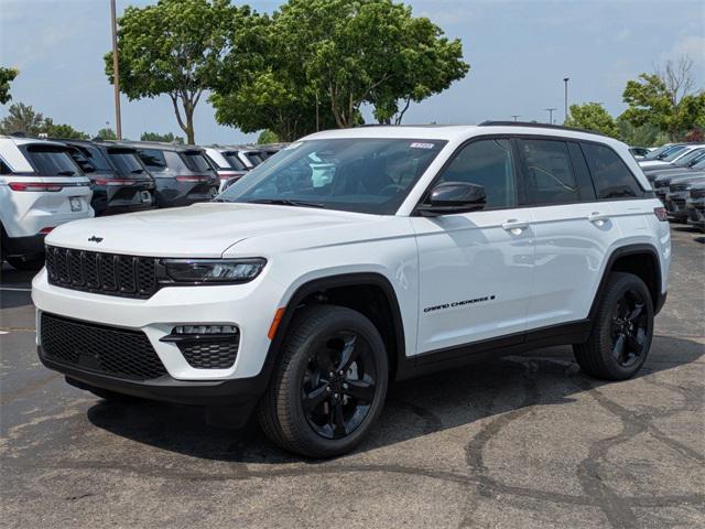 new 2025 Jeep Grand Cherokee car, priced at $46,576