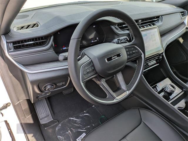 new 2025 Jeep Grand Cherokee car, priced at $46,576