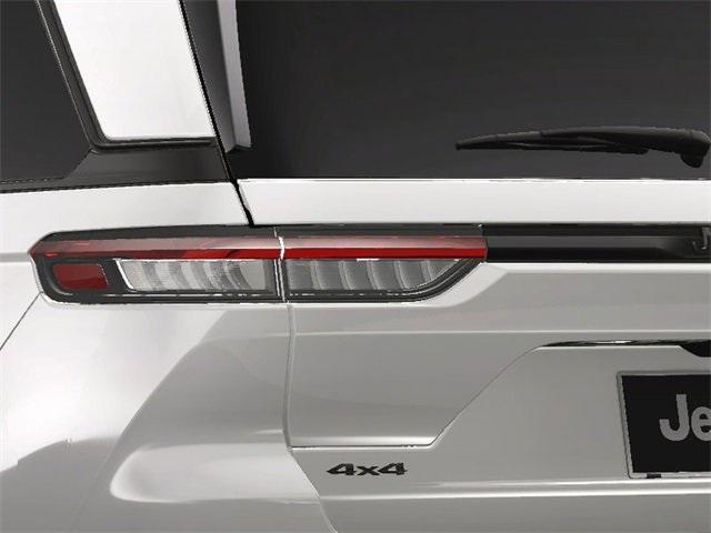 new 2025 Jeep Grand Cherokee car, priced at $42,401