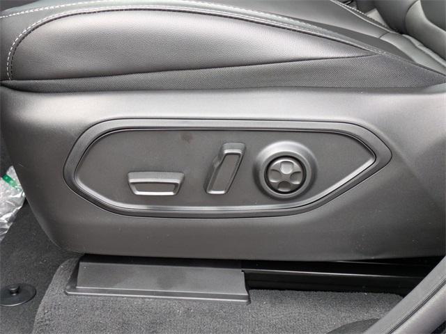 new 2025 Jeep Grand Cherokee car, priced at $42,605
