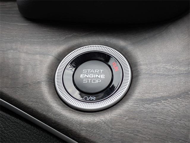 new 2025 Jeep Grand Cherokee car, priced at $42,605
