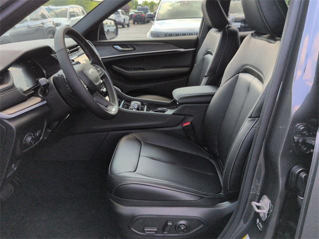new 2025 Jeep Grand Cherokee L car, priced at $50,551