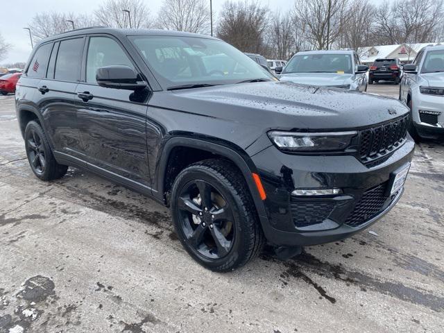 used 2023 Jeep Grand Cherokee car, priced at $29,065