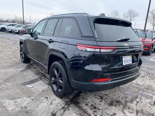 used 2023 Jeep Grand Cherokee car, priced at $29,065