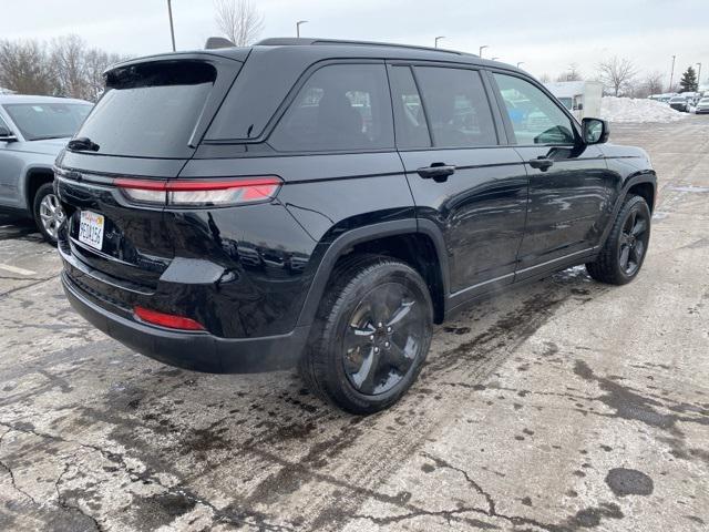 used 2023 Jeep Grand Cherokee car, priced at $29,065