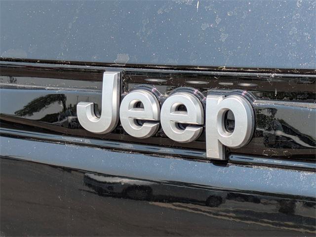 new 2025 Jeep Grand Cherokee car, priced at $44,755