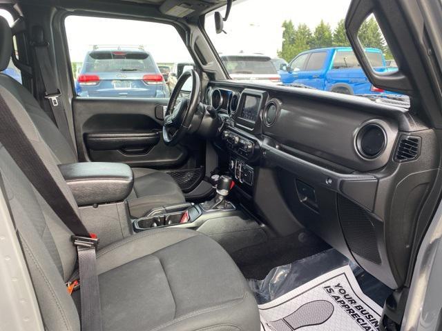 used 2022 Jeep Gladiator car, priced at $27,808