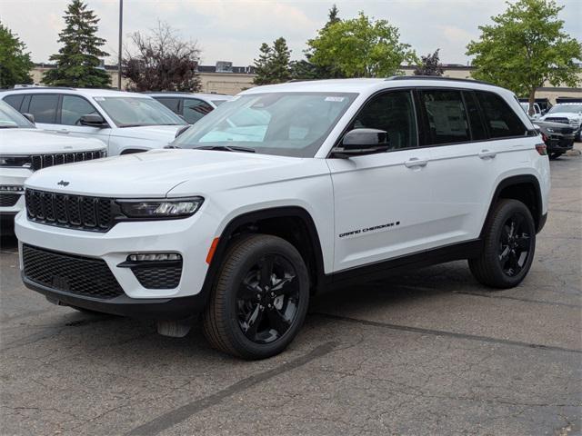 new 2025 Jeep Grand Cherokee car, priced at $44,426
