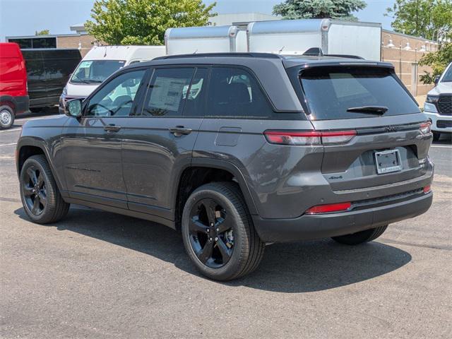 new 2025 Jeep Grand Cherokee car, priced at $47,085