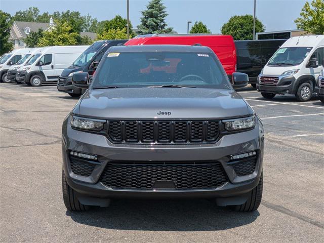 new 2025 Jeep Grand Cherokee car, priced at $47,085