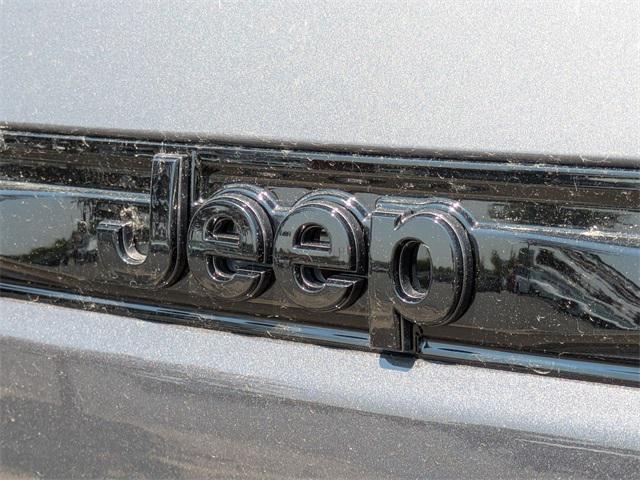 new 2025 Jeep Grand Cherokee car, priced at $47,085