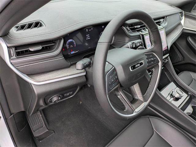 new 2025 Jeep Grand Cherokee car, priced at $46,576