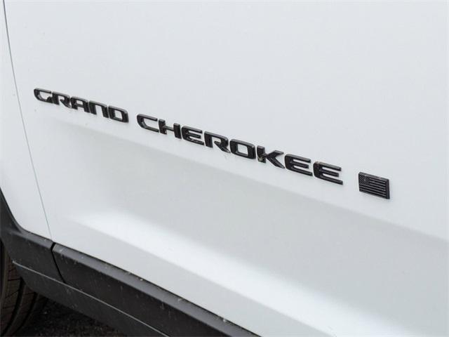 new 2025 Jeep Grand Cherokee car, priced at $46,576