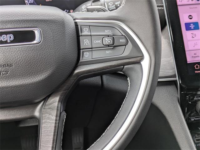 new 2025 Jeep Grand Cherokee car, priced at $46,576