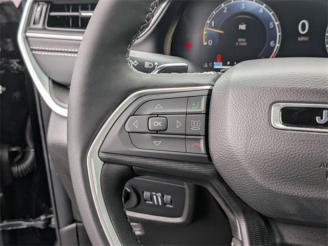 new 2025 Jeep Grand Cherokee car, priced at $38,544