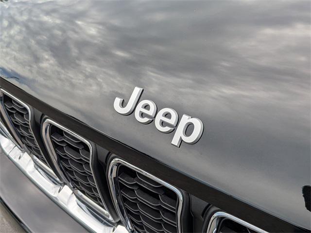 new 2025 Jeep Grand Cherokee car, priced at $38,544