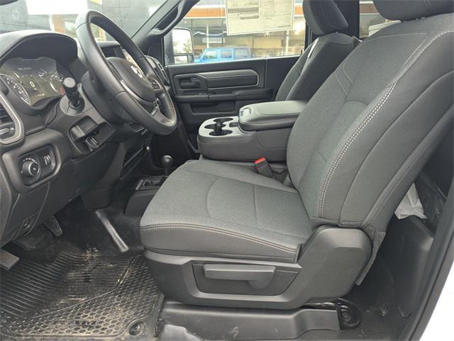 new 2024 Ram 3500 car, priced at $59,909