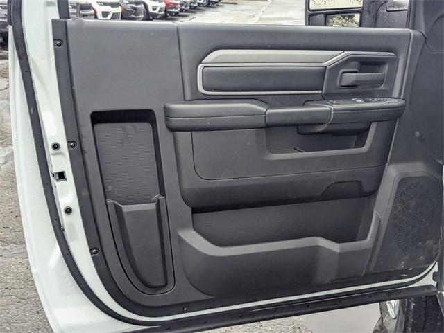new 2024 Ram 3500 car, priced at $59,909