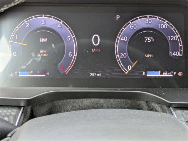 new 2025 Jeep Grand Cherokee car, priced at $38,676