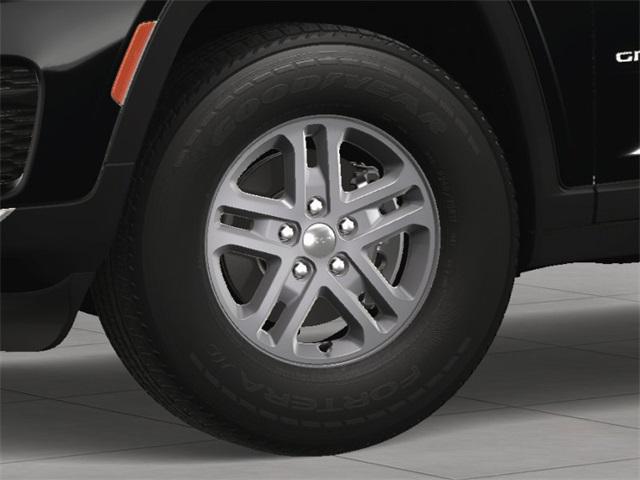 new 2025 Jeep Grand Cherokee car, priced at $38,176