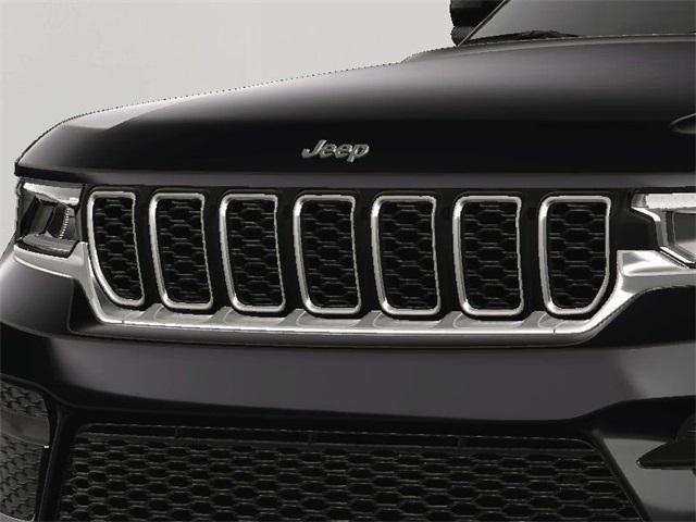 new 2025 Jeep Grand Cherokee car, priced at $38,675