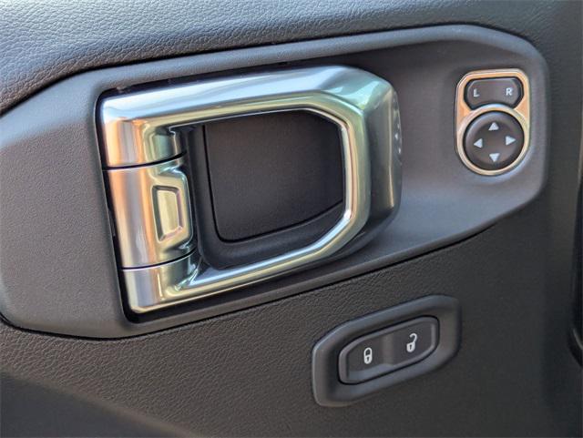new 2025 Jeep Gladiator car, priced at $47,253