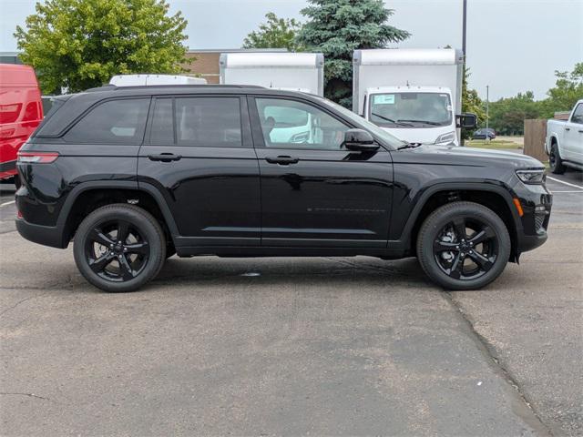 new 2025 Jeep Grand Cherokee car, priced at $44,935