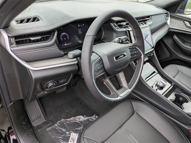 new 2025 Jeep Grand Cherokee car, priced at $44,935