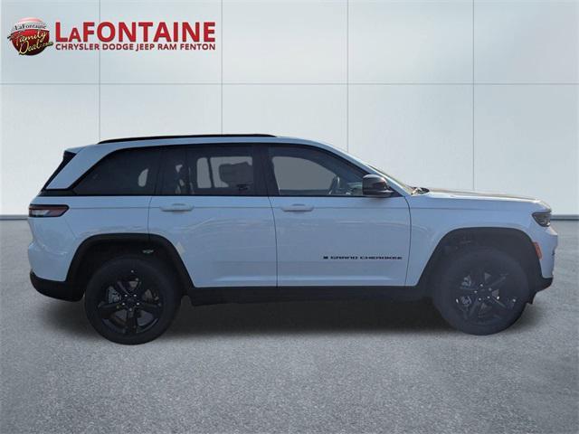 new 2025 Jeep Grand Cherokee car, priced at $42,401
