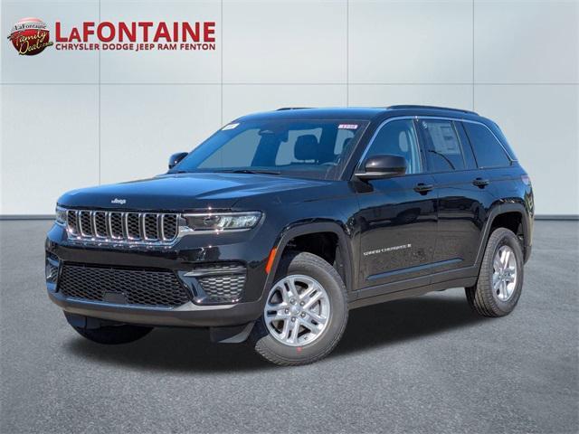 new 2025 Jeep Grand Cherokee car, priced at $38,675