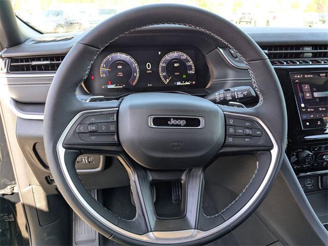 new 2025 Jeep Grand Cherokee car, priced at $38,675