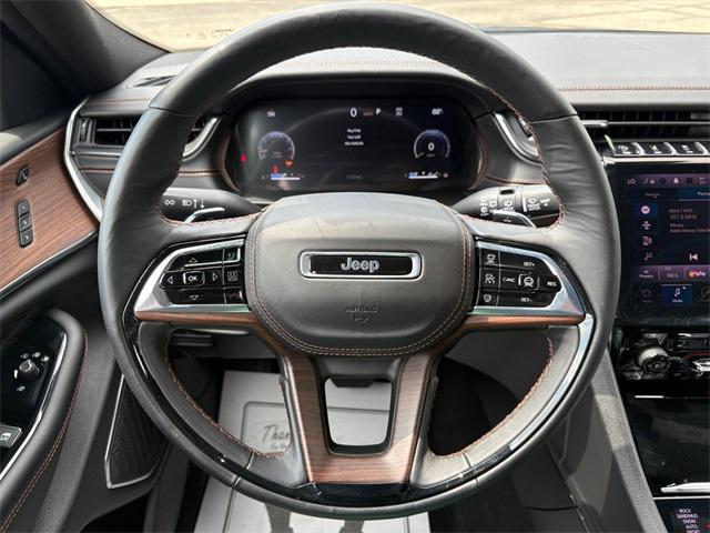used 2025 Jeep Grand Cherokee car, priced at $53,390