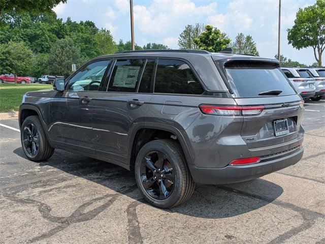 new 2025 Jeep Grand Cherokee car, priced at $42,720