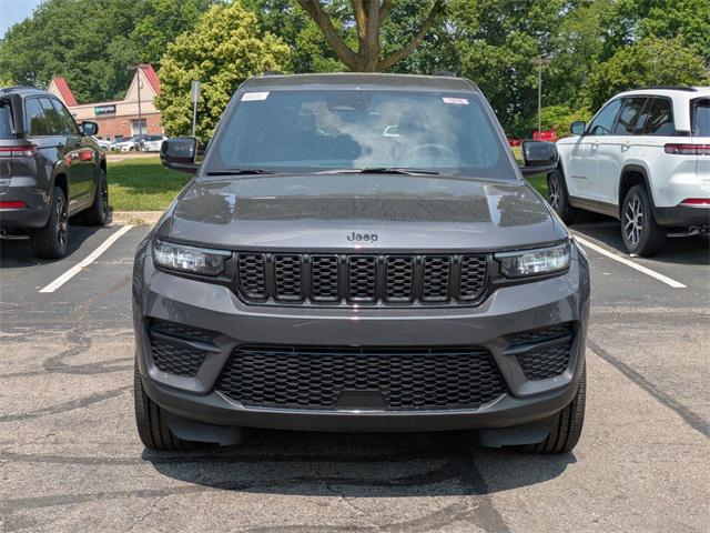 new 2025 Jeep Grand Cherokee car, priced at $42,720