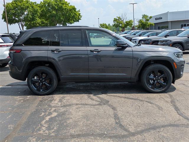 new 2025 Jeep Grand Cherokee car, priced at $42,720