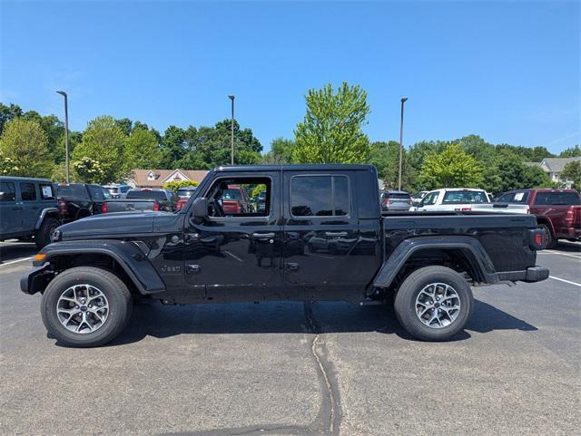 new 2025 Jeep Gladiator car, priced at $47,253