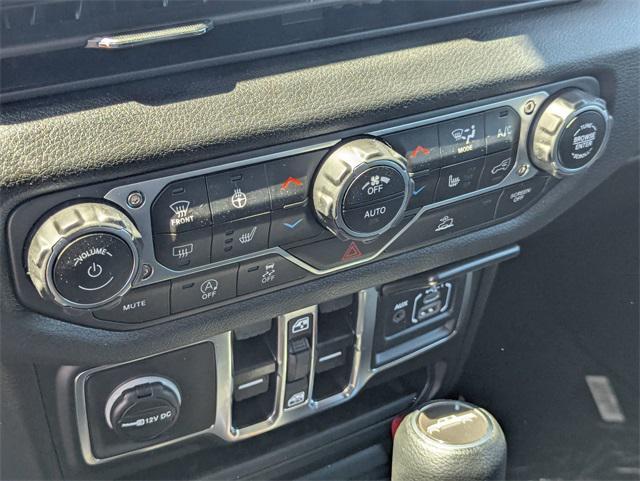 new 2025 Jeep Gladiator car, priced at $47,253
