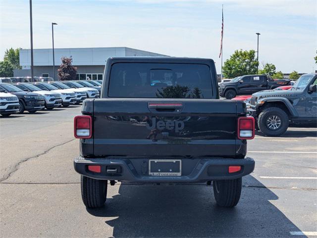 new 2025 Jeep Gladiator car, priced at $47,253