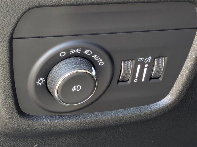 new 2025 Jeep Grand Cherokee L car, priced at $50,551