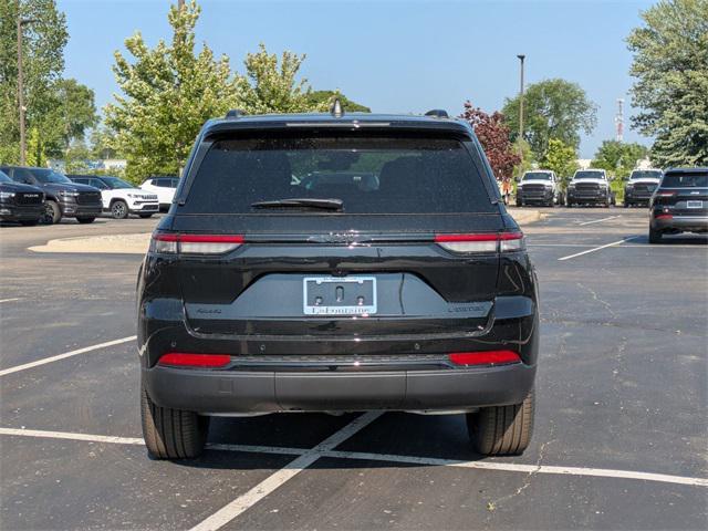new 2025 Jeep Grand Cherokee car, priced at $44,935