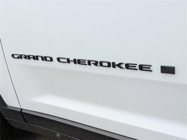 new 2025 Jeep Grand Cherokee car, priced at $44,426