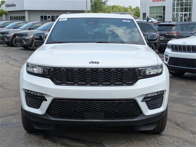 new 2025 Jeep Grand Cherokee car, priced at $44,426