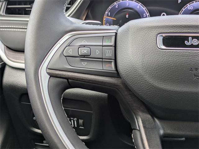 new 2025 Jeep Grand Cherokee car, priced at $44,426